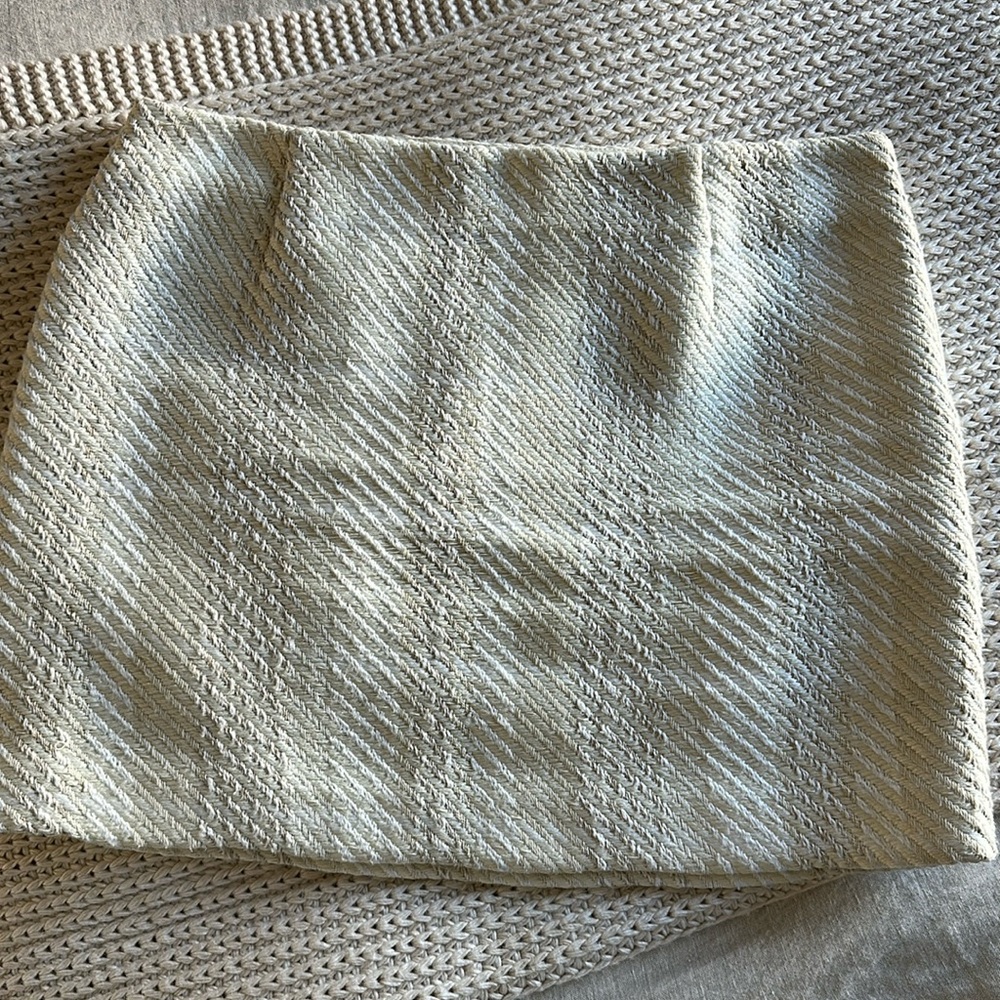 Tweed skirt